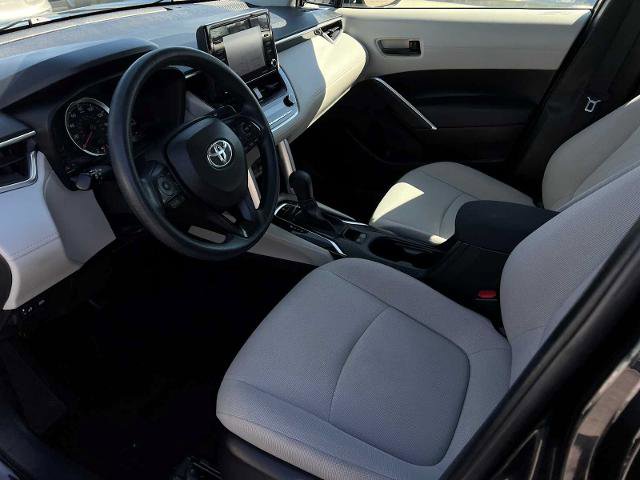 Used 2022 Toyota Corolla Cross L FWD image 9