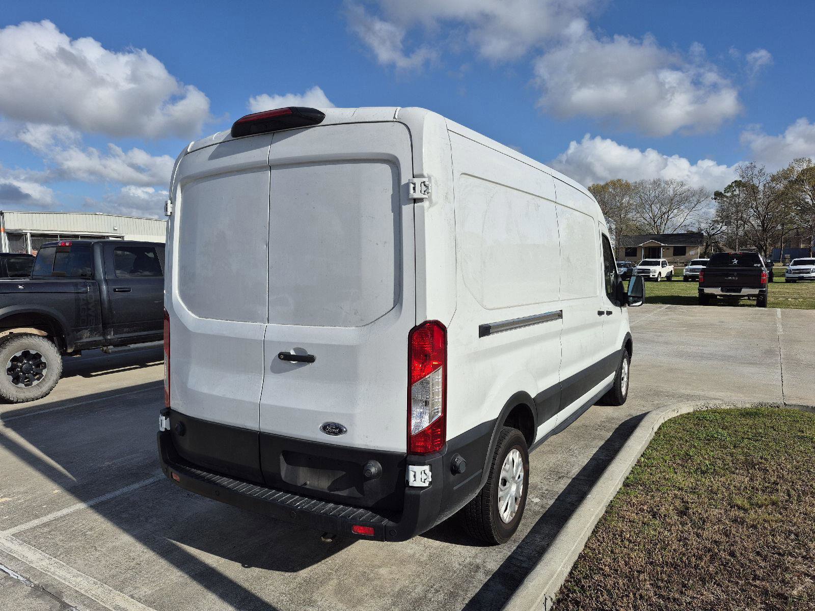 Certified 2023 Ford E-Transit 350 image 3