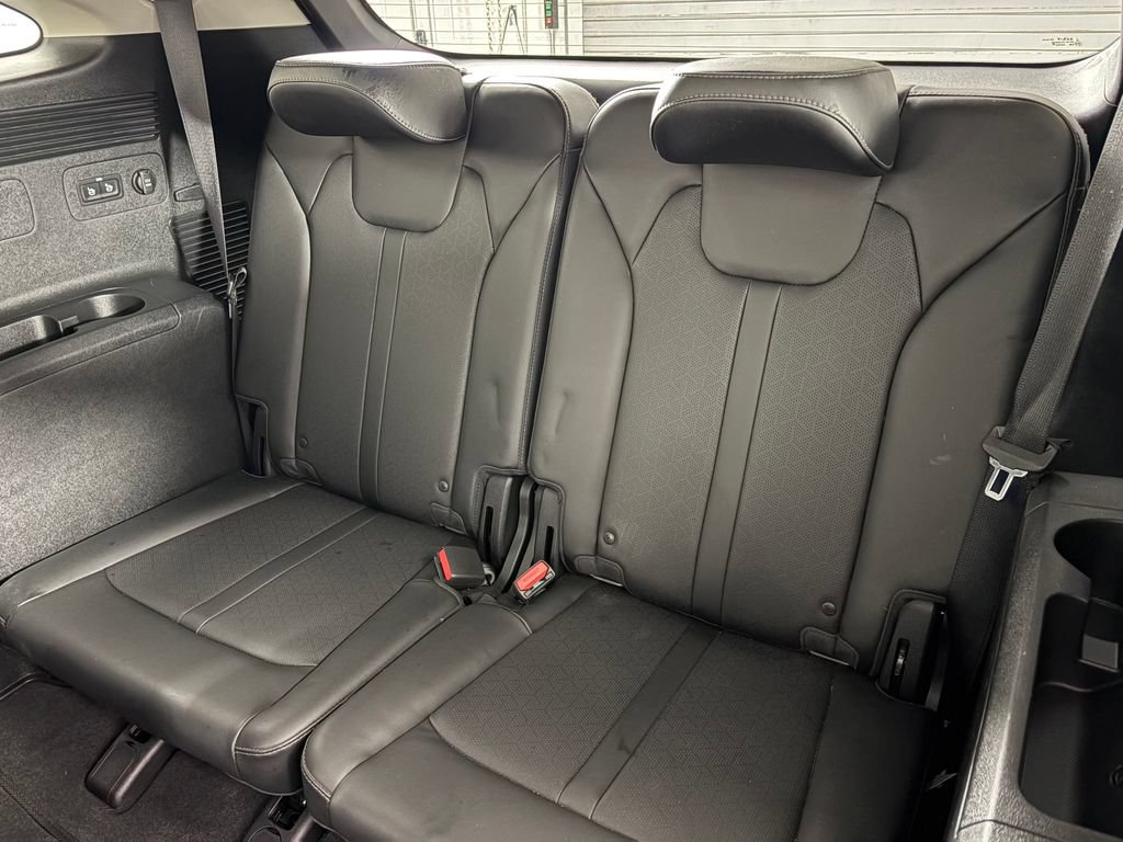 Used 2023 Kia Sorento EX w/ Panoramic Sunroof Package FWD image 30