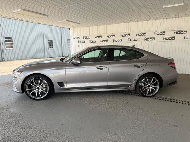 Used 2025 Genesis G70 2.5T RWD image 24