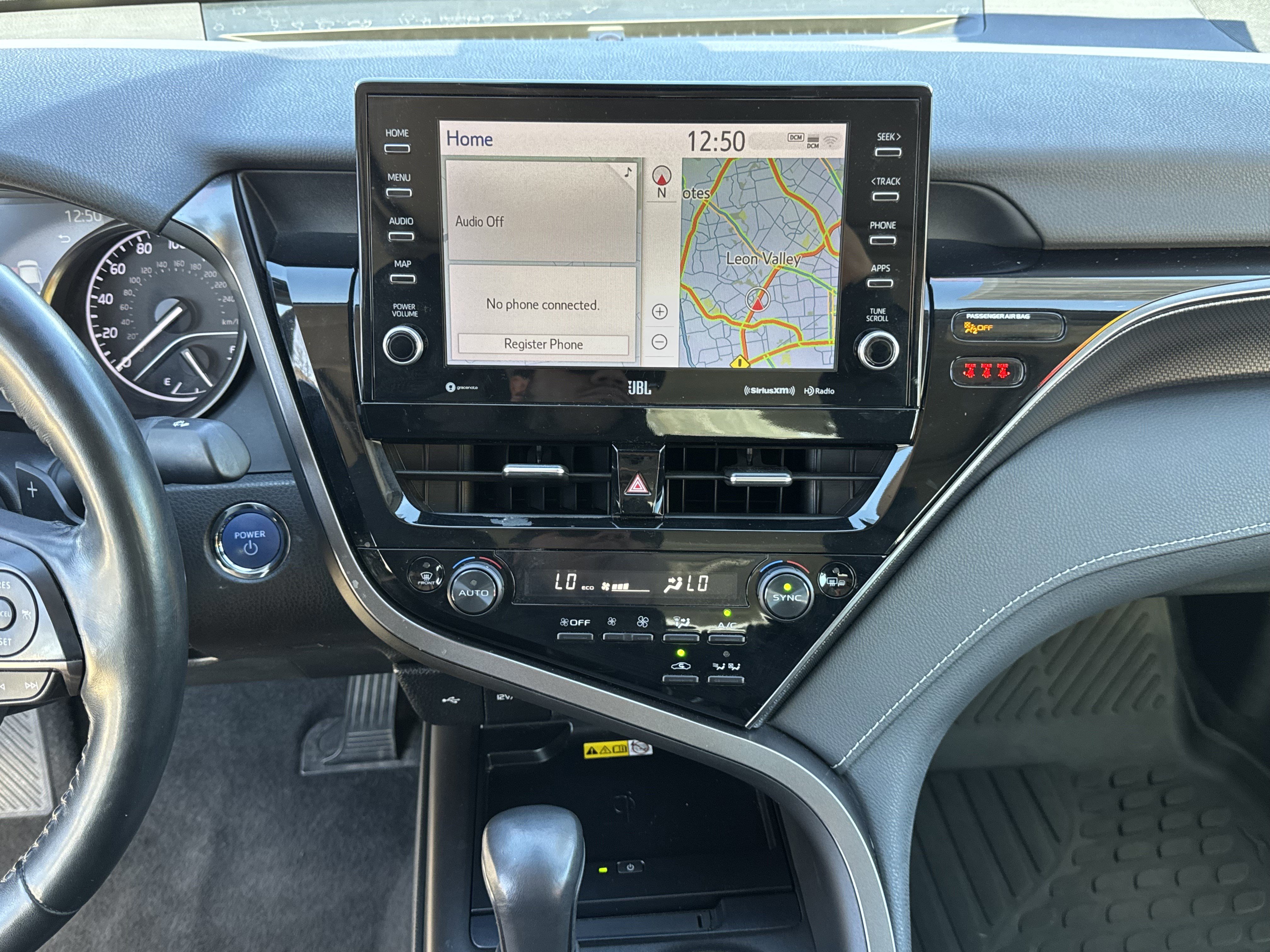 Used 2023 Toyota Camry XSE image 16