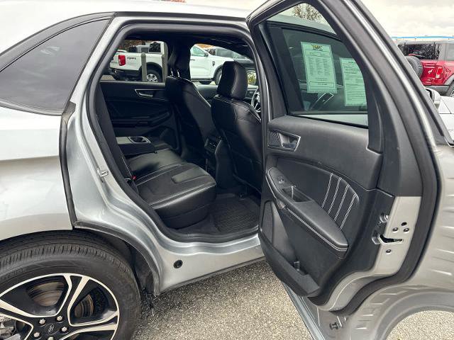 Certified 2024 Ford Edge ST w/ Equipment Group 401A image 9