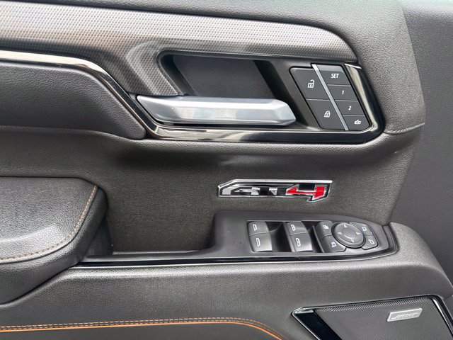 Used 2023 GMC Sierra 1500 AT4 w/ AT4 Premium Package AWD/4WD image 17