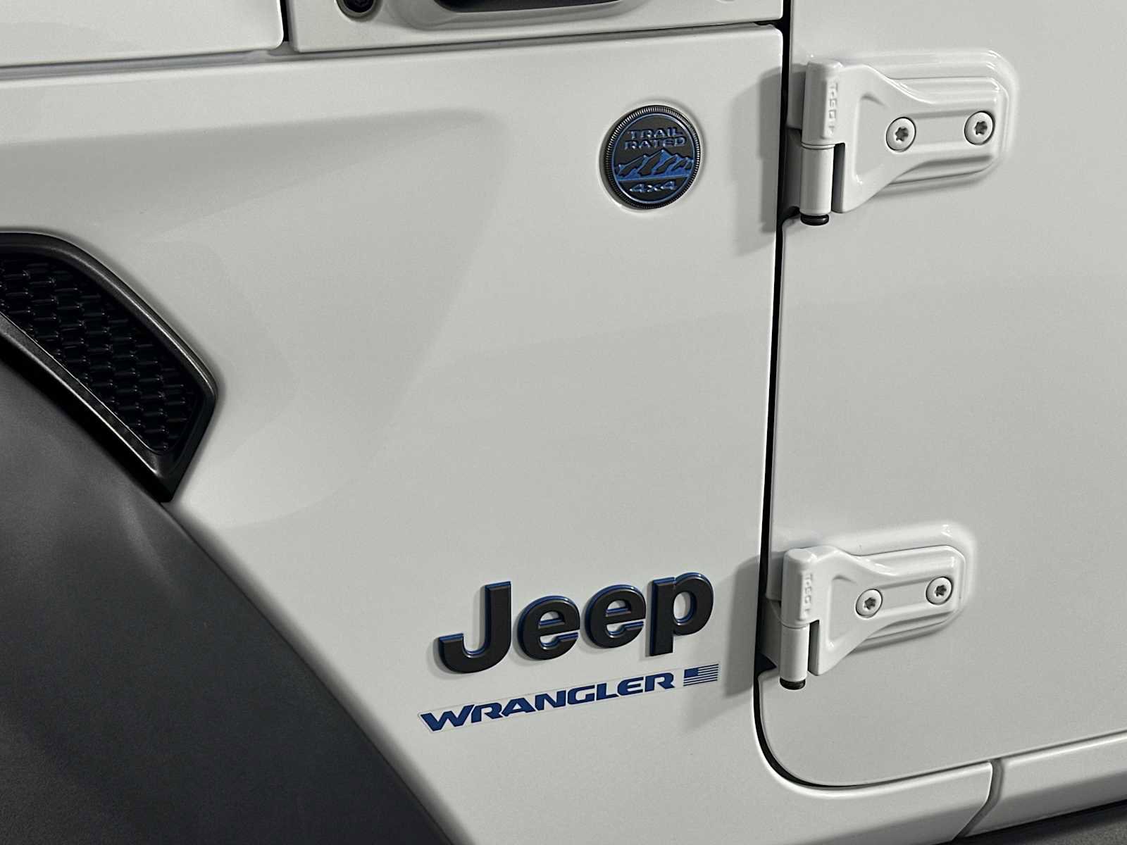 Used 2023 Jeep Wrangler Unlimited image 13