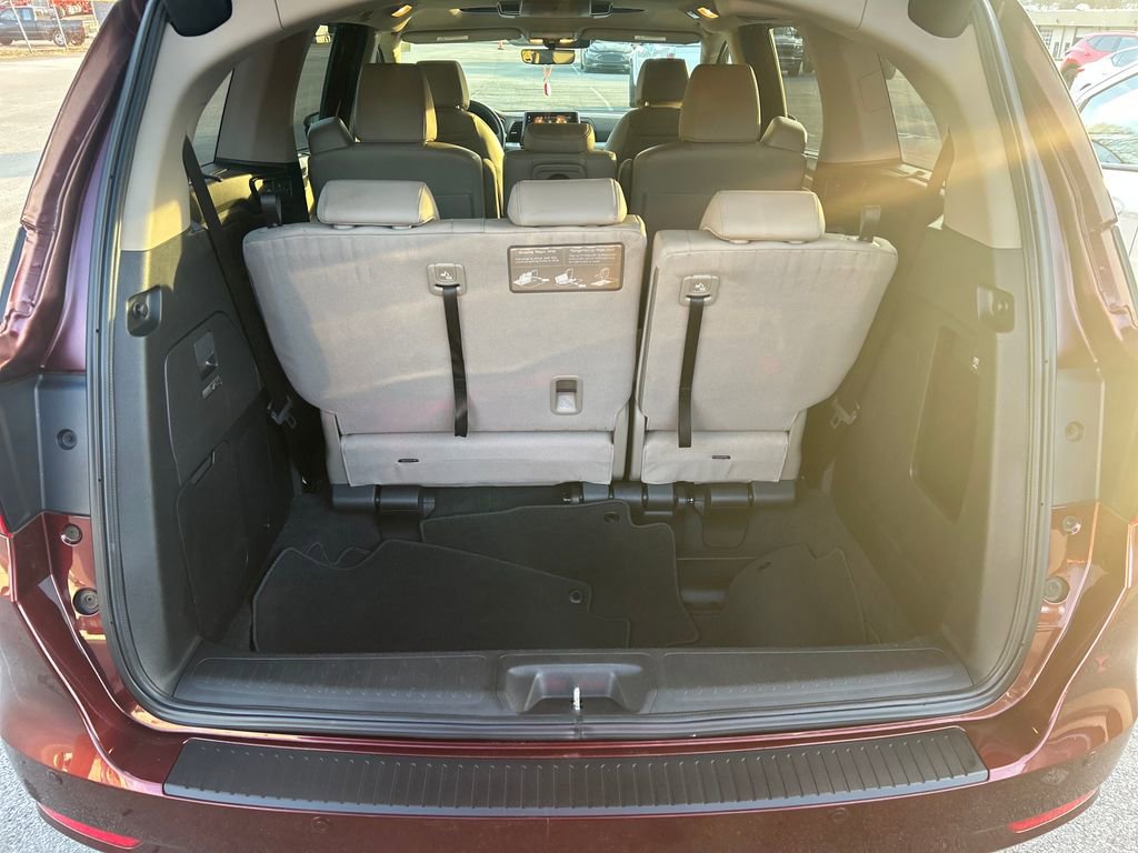 Used 2018 Honda Odyssey Touring image 25