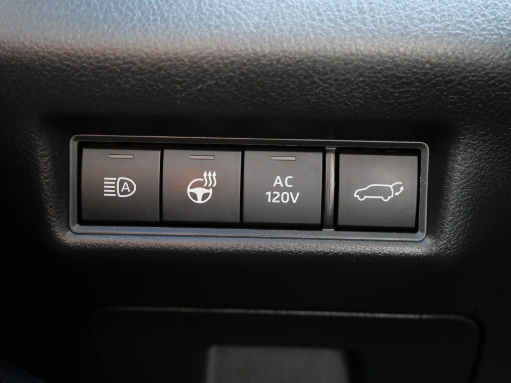 Used 2024 Toyota Grand Highlander AWD Hybrid image 24
