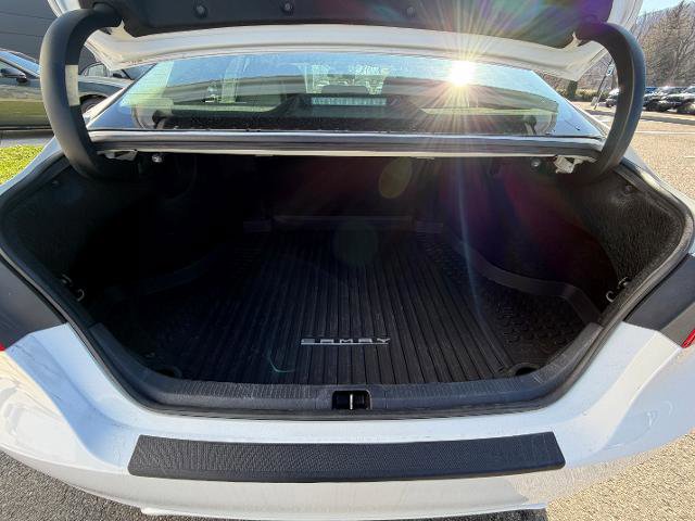 Used 2023 Toyota Camry SE AWD/4WD image 12