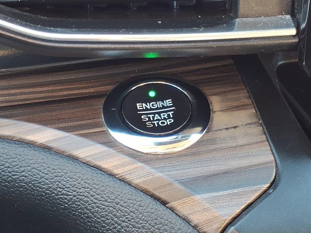 Certified 2020 Ford Explorer Limited RWD image 23
