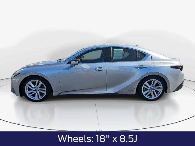 Used 2024 Lexus IS 300 w/ Comfort Package RWD image 7