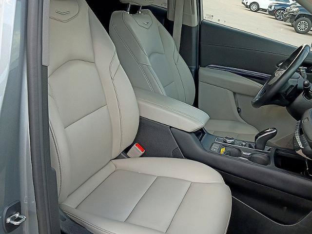 Used 2023 Cadillac XT4 Luxury w/ Driver Awareness Package FWD image 12