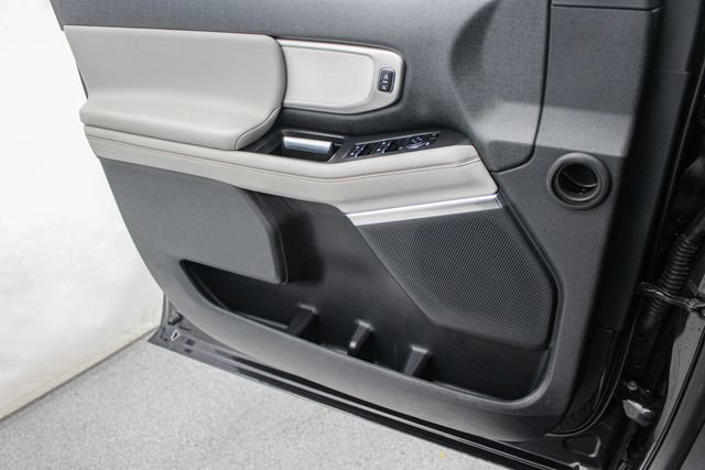 Certified 2025 Ford Expedition Active AWD/4WD image 14