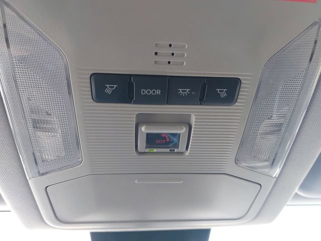 Used 2023 Toyota RAV4 LE FWD image 25