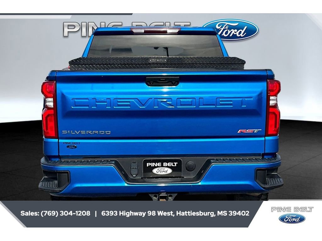 Used 2023 Chevrolet Silverado 1500 RST image 3