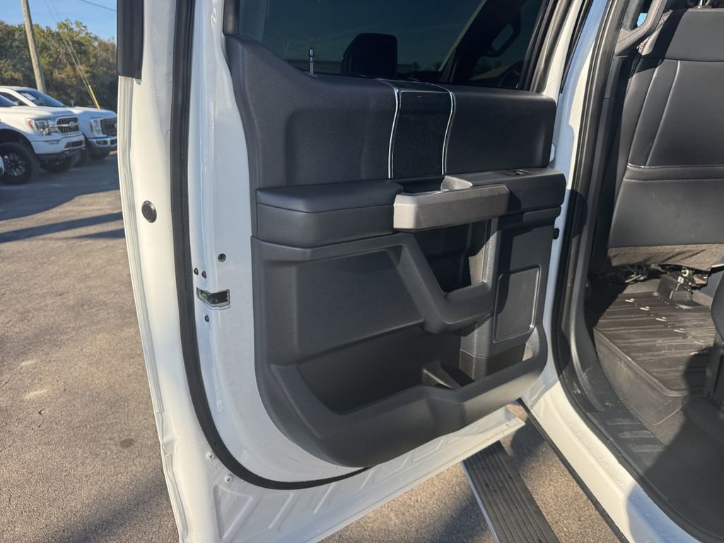 Certified 2022 Ford F450 Platinum w/ FX4 Off-Road Package image 31