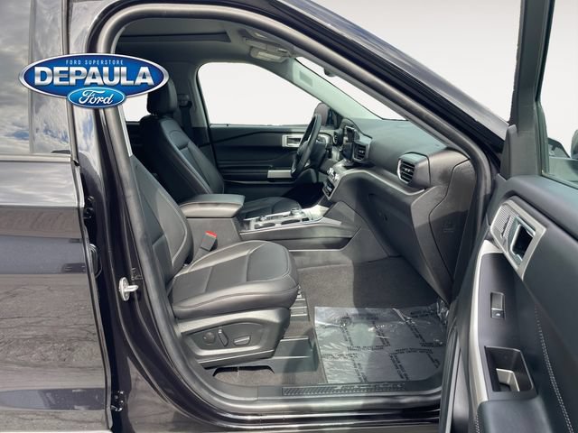 Certified 2023 Ford Explorer XLT w/ Equipment Group 202A AWD/4WD image 19