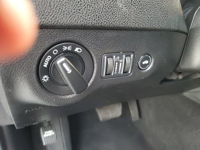 Used 2022 Dodge Charger SXT image 18