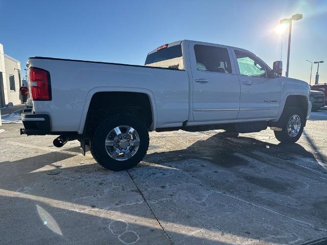 Used 2018 GMC Sierra 2500 SLT w/ Duramax Plus Package image 4
