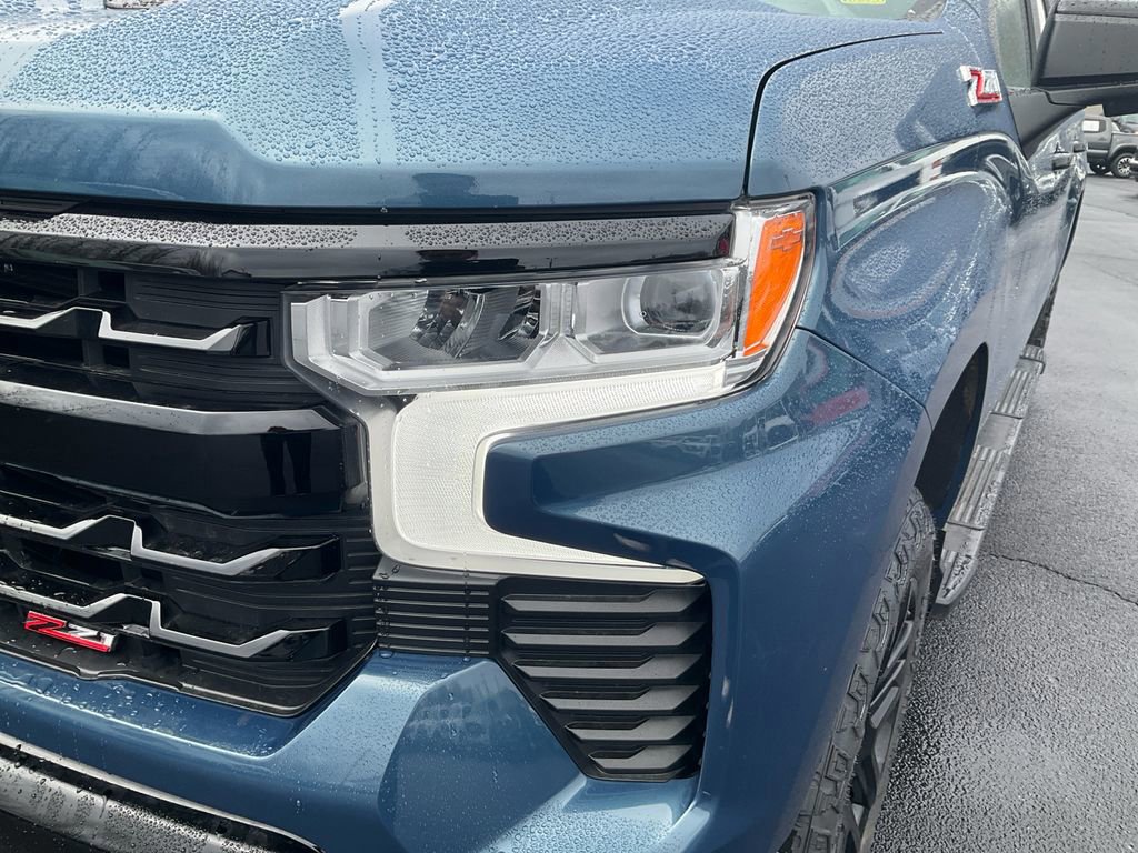 Used 2024 Chevrolet Silverado 1500 LT Trail Boss w/ LT Trail Boss Premium Package image 9