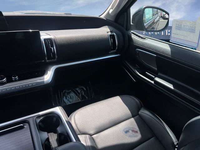 Certified 2025 Ford Expedition Max Platinum AWD/4WD image 15