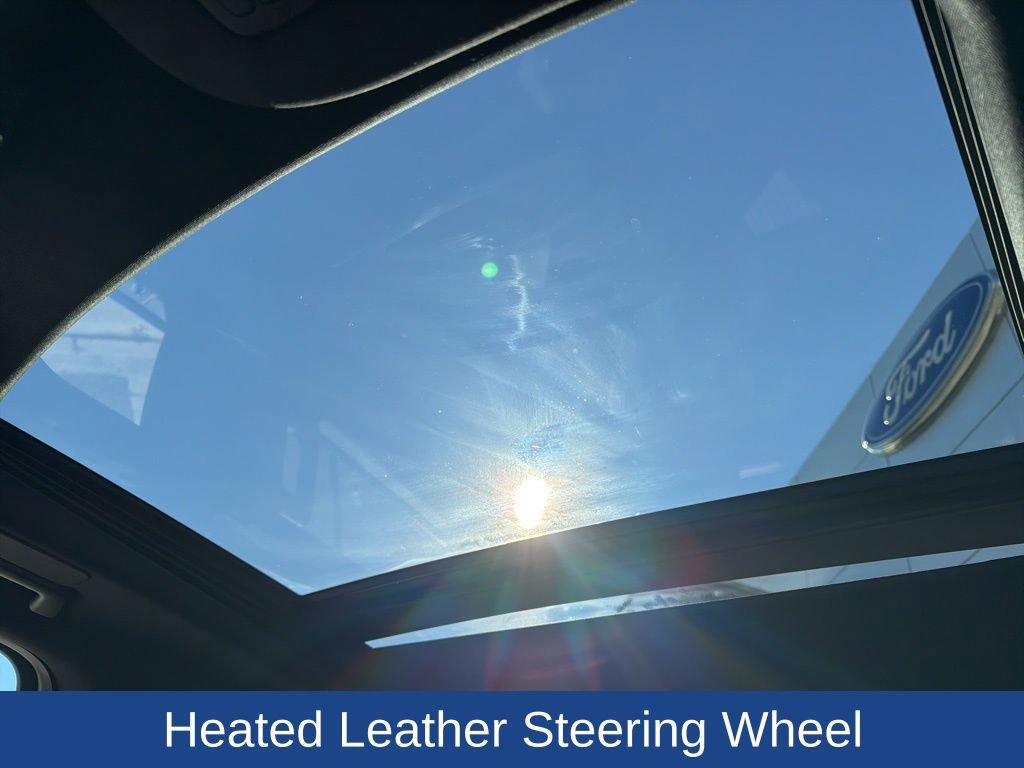 Certified 2022 Ford Expedition Platinum image 18