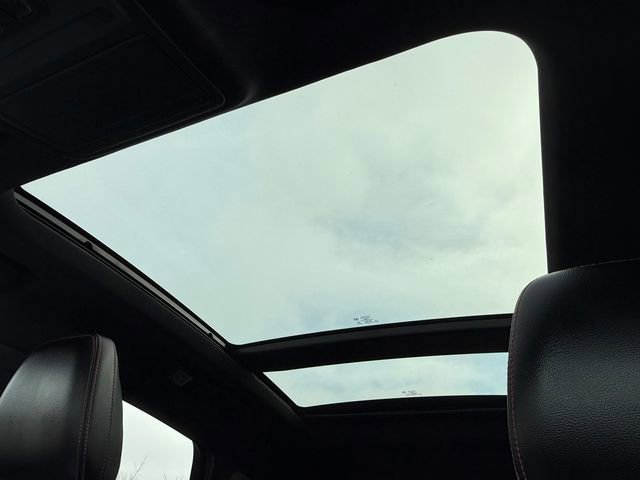 Certified 2023 Ford Escape ST-Line Elite w/ Premium Technology Package image 10