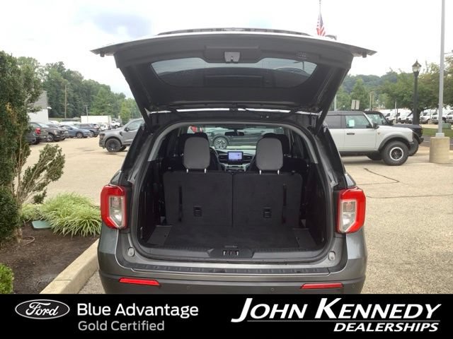 Certified 2023 Ford Explorer XLT w/ Equipment Group 202A AWD/4WD image 32