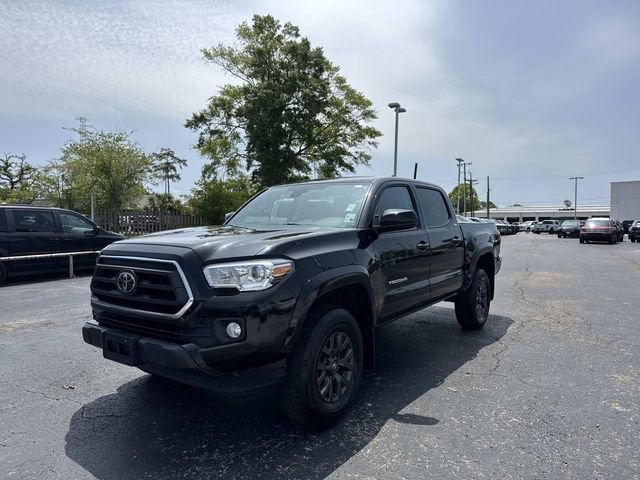 Used 2023 Toyota Tacoma SR5 w/ SR5 Appearance Package RWD image 5