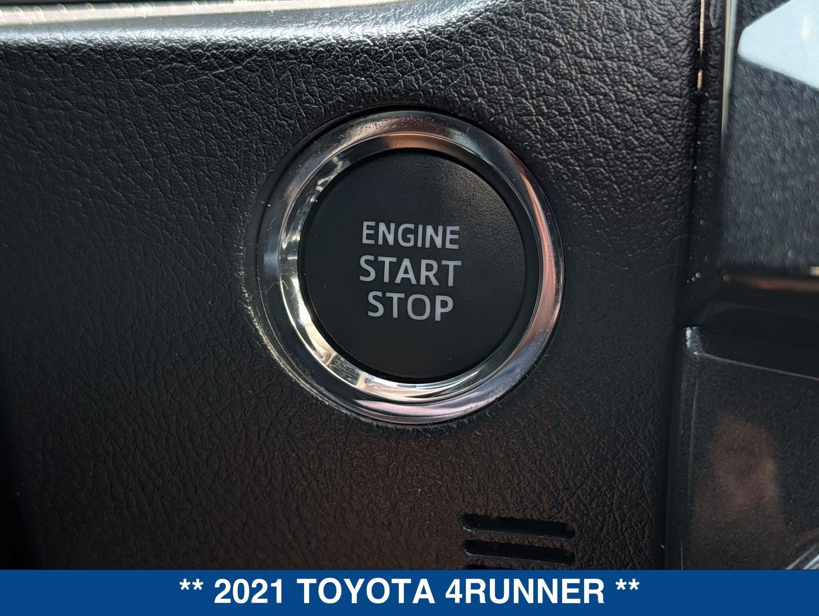 Used 2021 Toyota 4Runner TRD Off-Road Premium w/ Moonroof Package AWD/4WD image 34