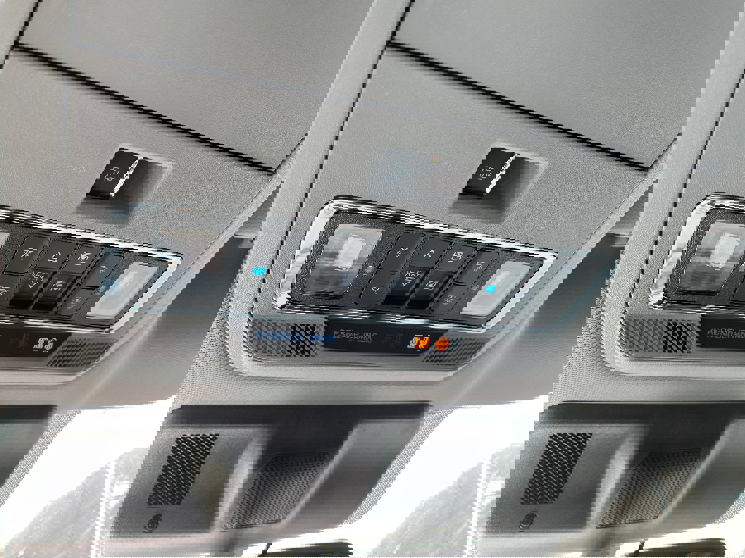 Certified 2023 Ford F250 Lariat w/ Chrome Package image 19