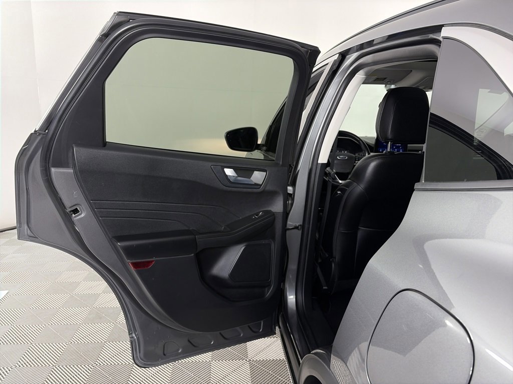 Certified 2022 Ford Escape SEL w/ Class II Trailer Tow Package image 12