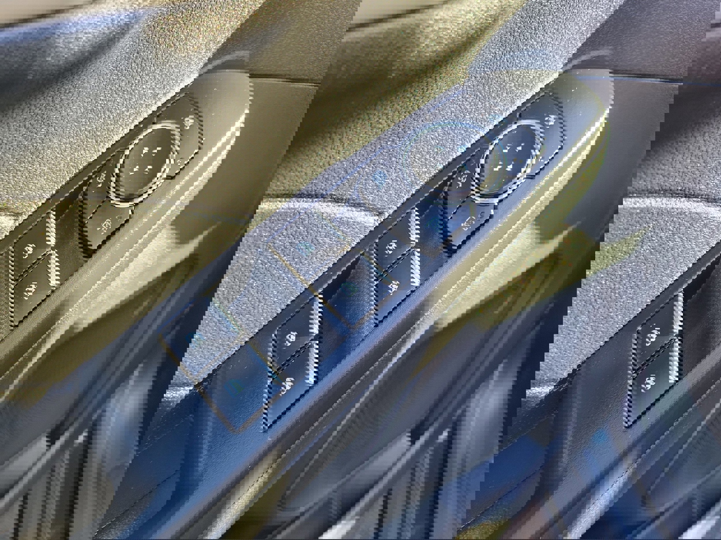 Certified 2022 Ford Escape SE w/ Convenience Package image 18