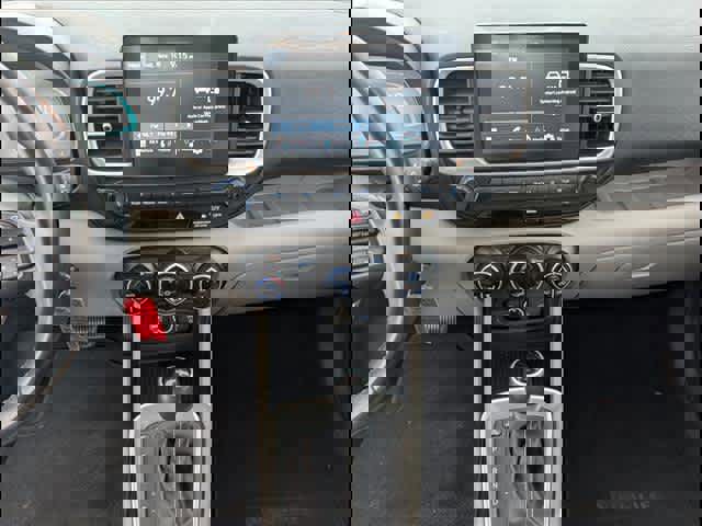 Used 2023 Hyundai Venue SEL image 10