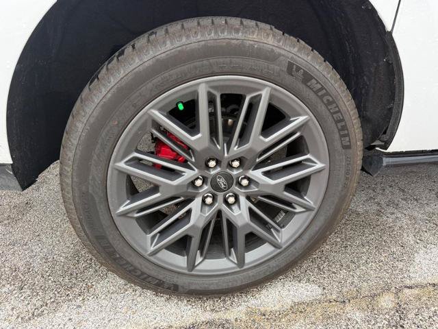 Certified 2025 Ford Expedition Max Platinum w/ Stealth Performance Package AWD/4WD image 3