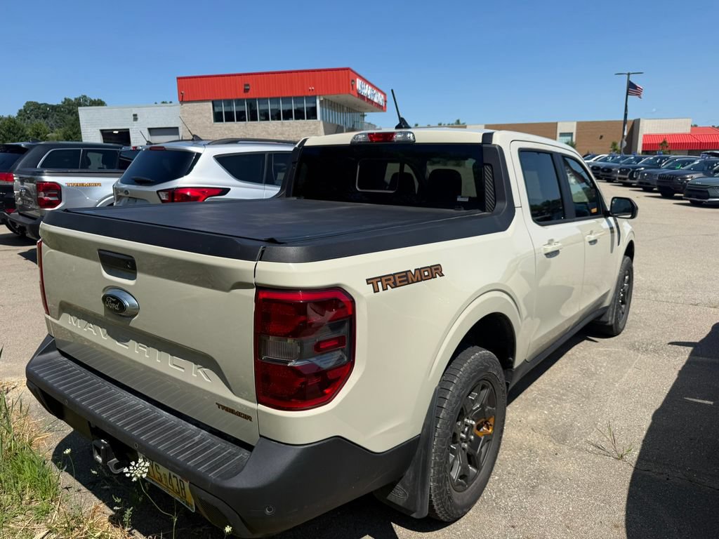 Certified 2024 Ford Maverick Tremor w/ Tremor Off-Road Package AWD/4WD image 12