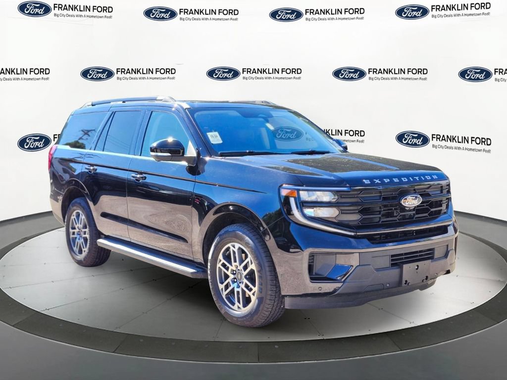Certified 2025 Ford Expedition Active RWD image 7