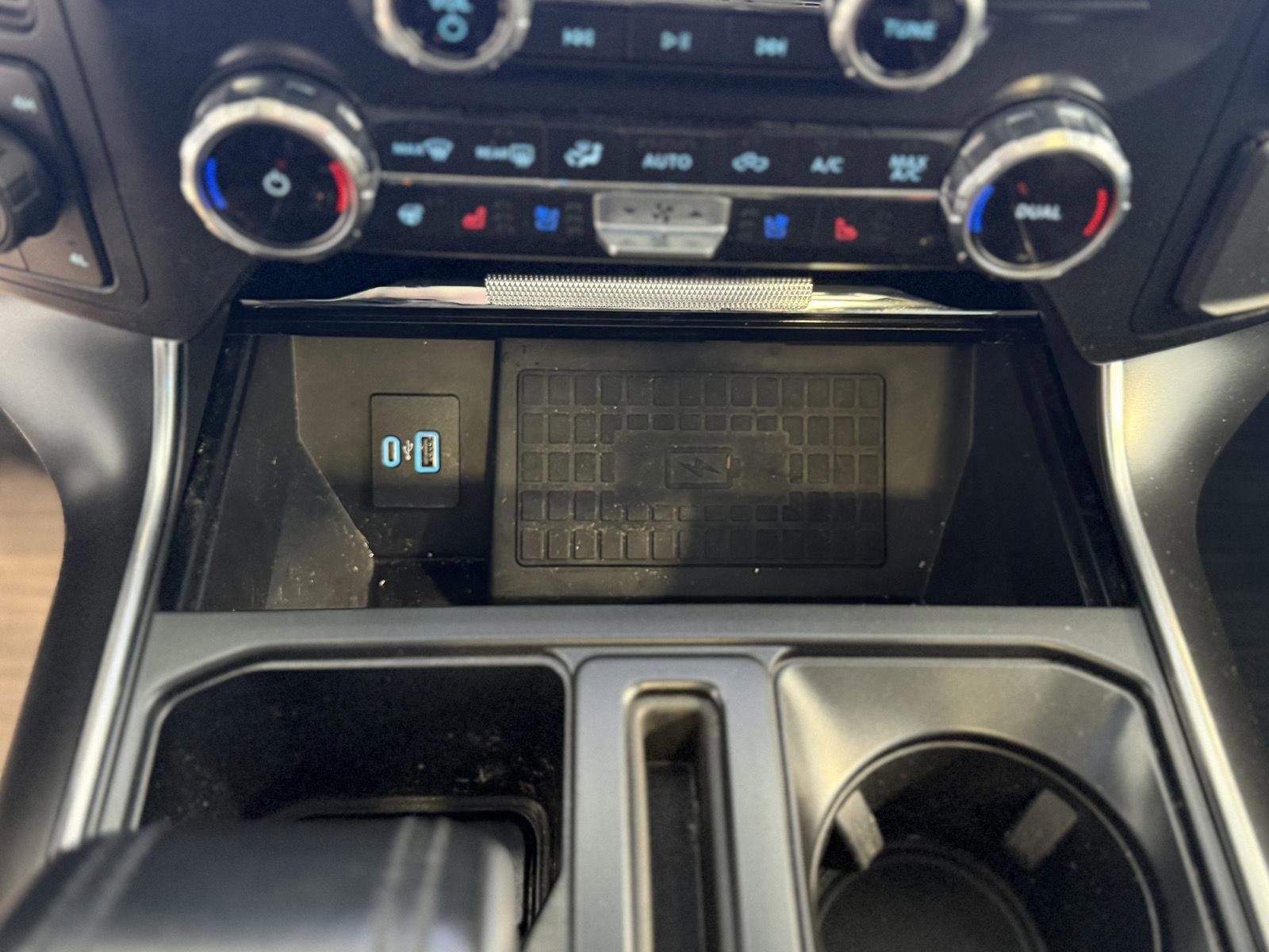 Certified 2022 Ford F150 Raptor w/ Equipment Group 801A High image 17