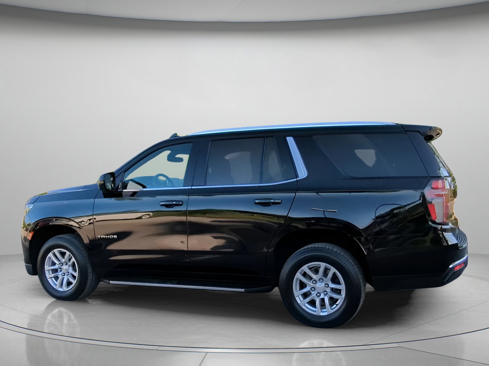 Used 2021 Chevrolet Tahoe LT image 15