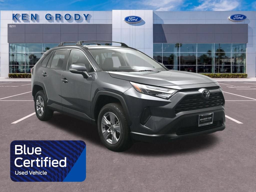 Used 2024 Toyota RAV4 XLE w/ Convenience Package FWD image 1