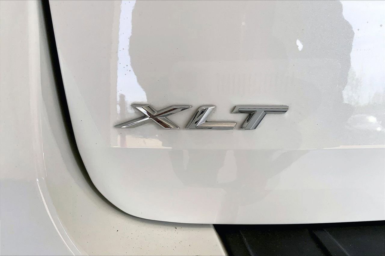 Certified 2024 Ford Explorer XLT w/ Equipment Group 202A image 32