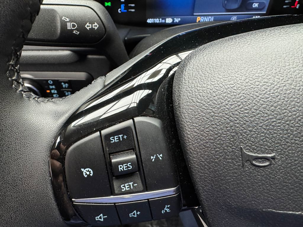 Certified 2023 Ford Escape Active AWD/4WD image 14