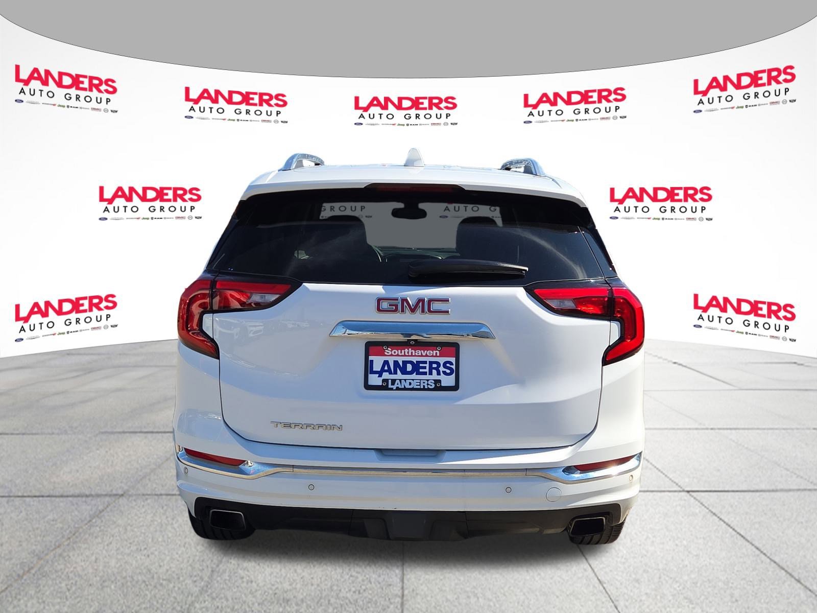 Used 2020 GMC Terrain Denali w/ Denali Premium Package image 4