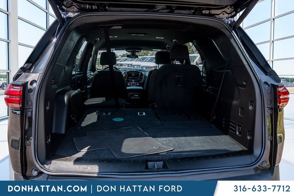 Used 2023 Chevrolet Traverse LT AWD/4WD image 32