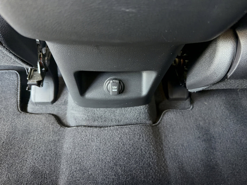 Used 2023 Kia Telluride LX FWD image 32