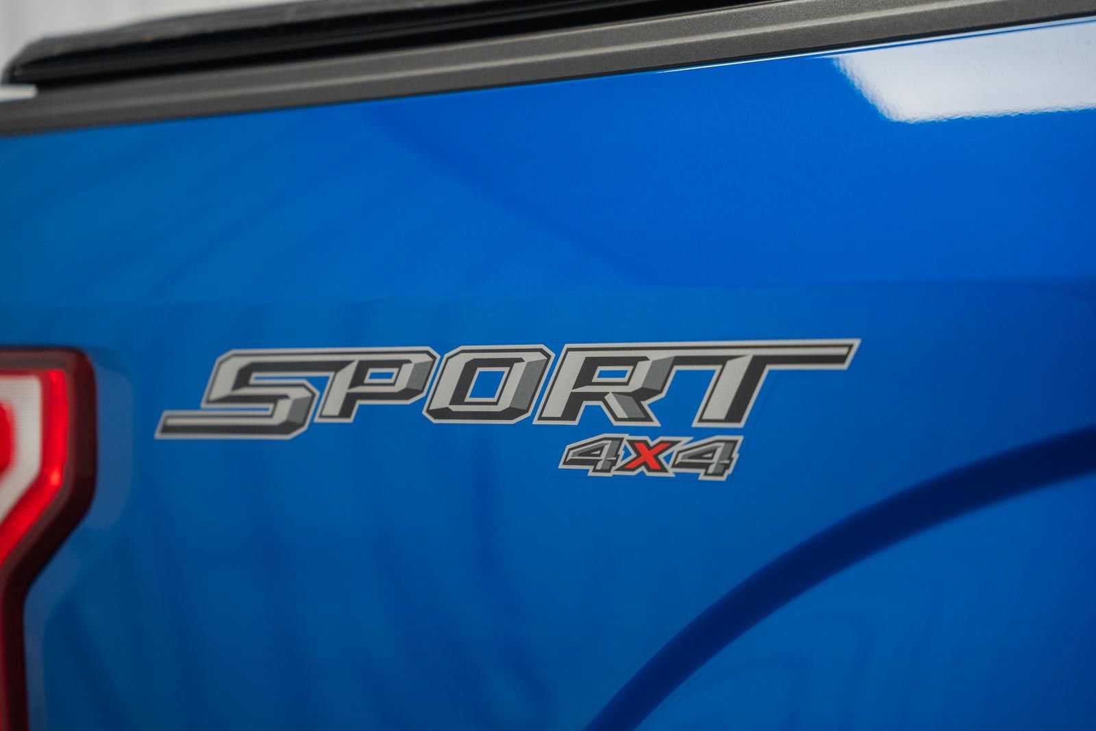Certified 2019 Ford F150 XLT w/ Equipment Group 302A Luxury AWD/4WD image 20