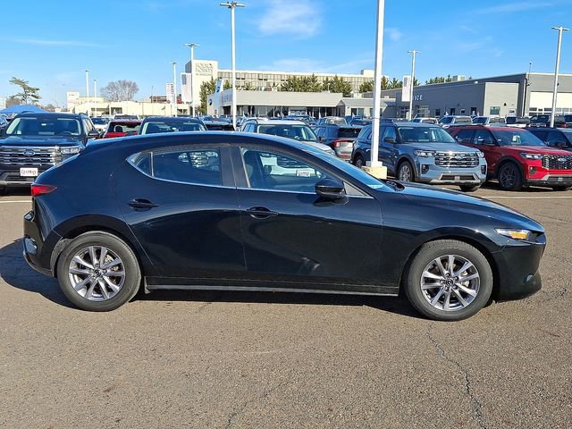 Used 2022 MAZDA MAZDA3 s image 5