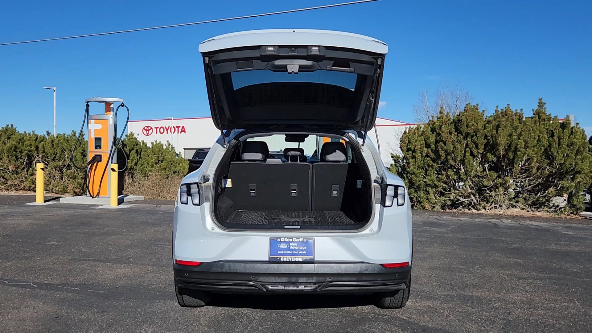 Certified 2023 Ford Mustang Mach-E Select w/ Comfort Package Lite image 19