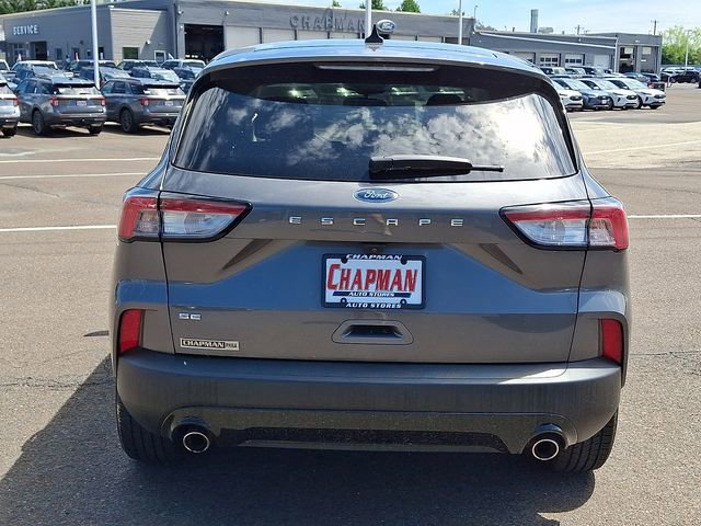 Certified 2022 Ford Escape SE w/ SE Sport Appearance Package FWD image 5