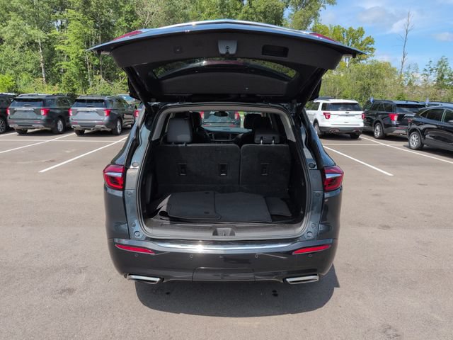 Used 2018 Buick Enclave Premium w/ Trailering Package AWD/4WD image 19