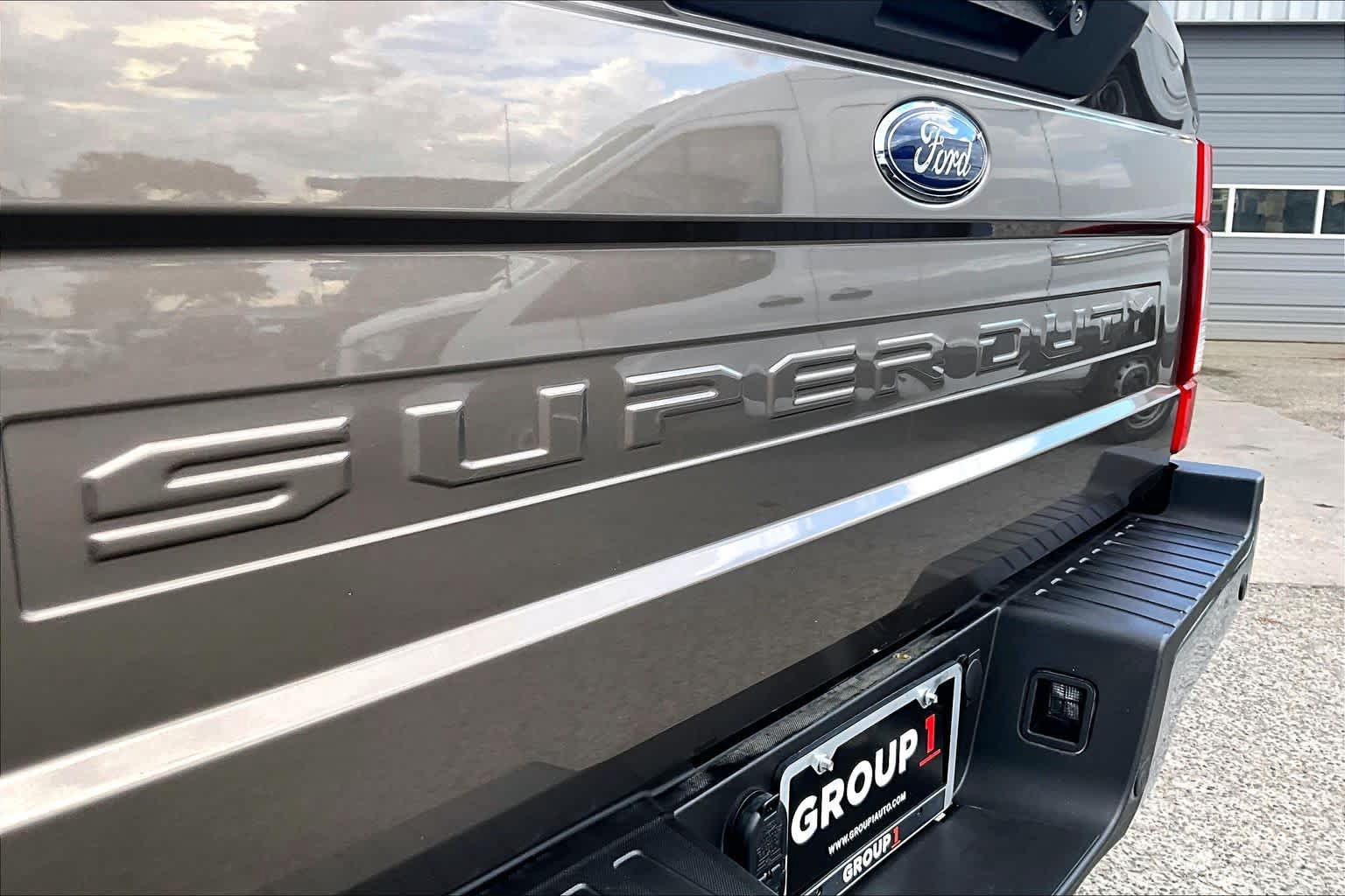 Certified 2022 Ford F350 Lariat AWD/4WD image 10