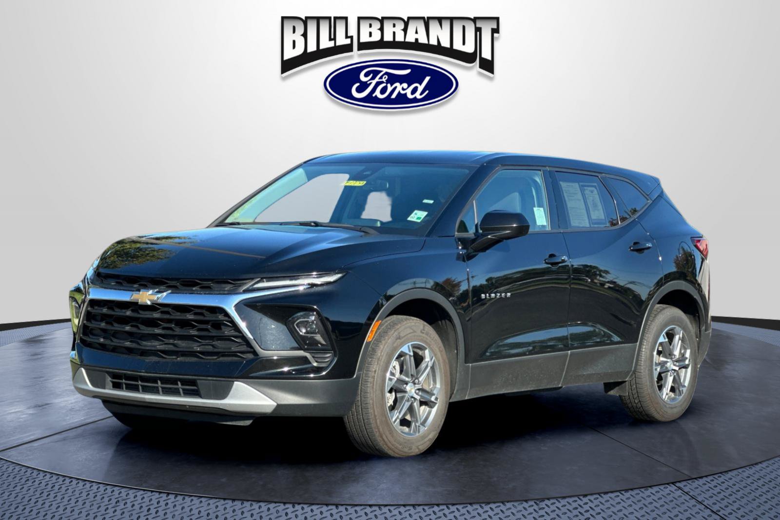 Used 2025 Chevrolet Blazer LT FWD image 7